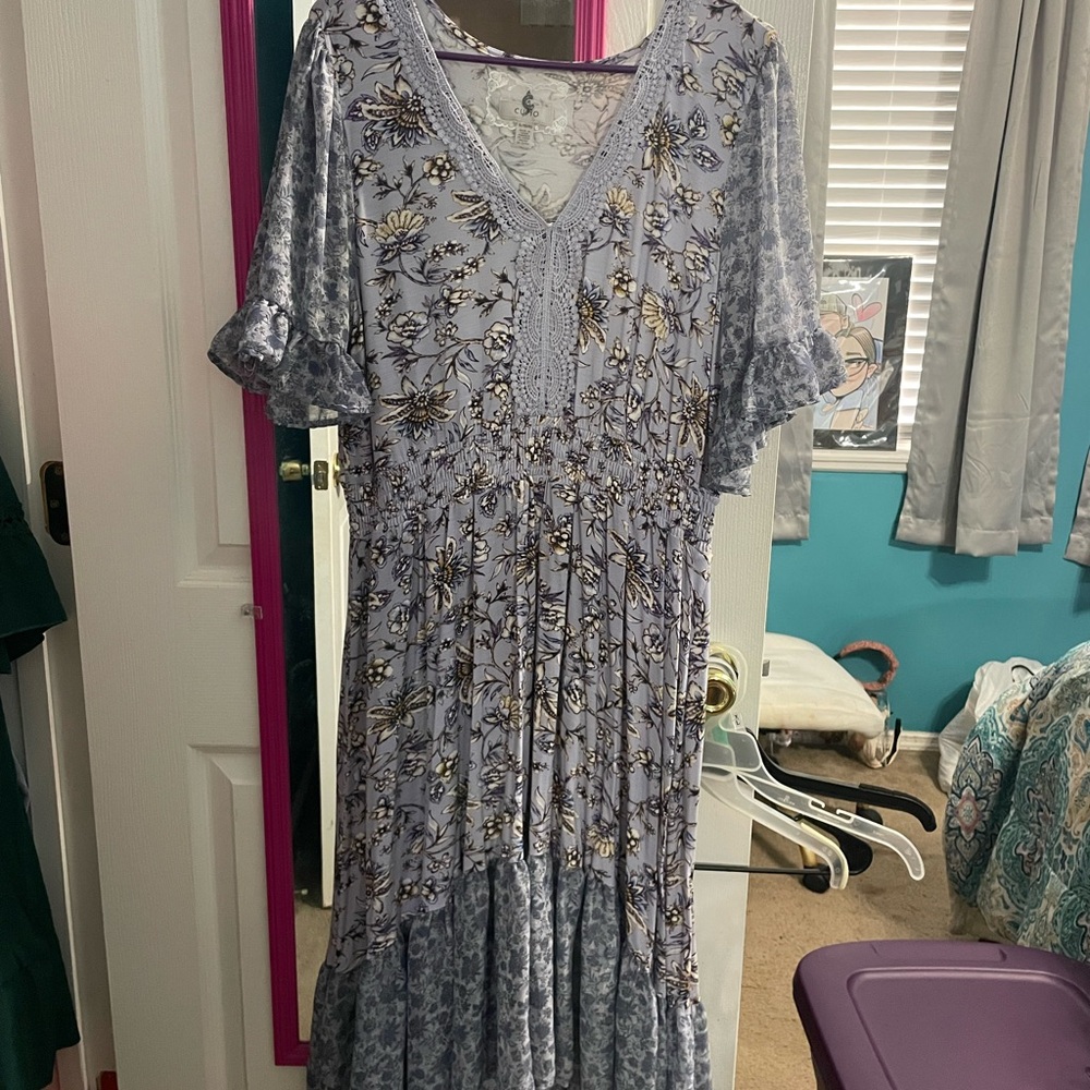 Cupio Lavender Floral Maxi Dress